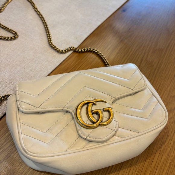 Gucci GG Marmont Super Mini Bag - White | Pre-loved/Used - Picture 3 of 9